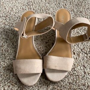 Tan wedge espadrilles sandals
